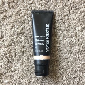 Sonia Kashuk radiant tinted moisturizer shade fair